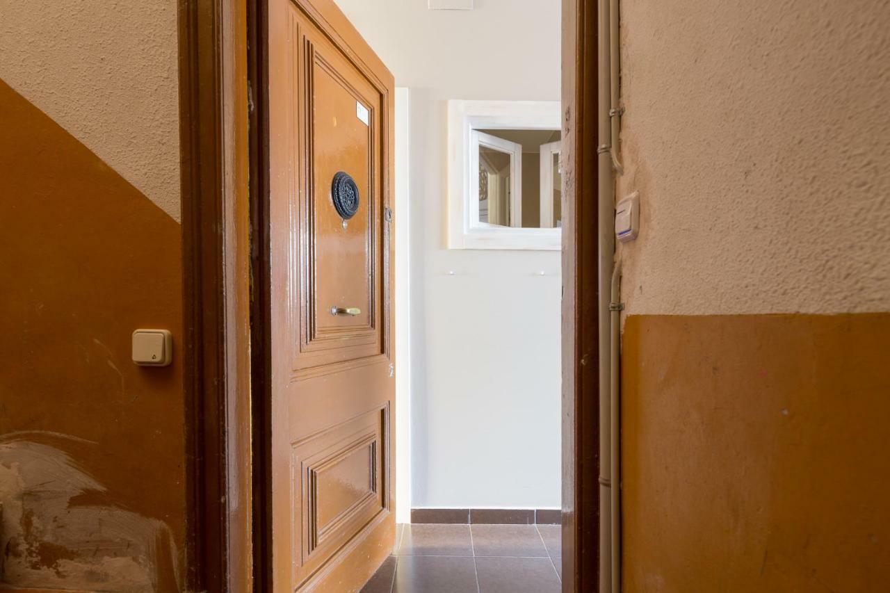 Апартаменти Friendly Family Poble-Sec Барселона Екстер'єр фото
